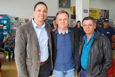 Fotos da Inauguração da Loja Amoreira Materiais para Construção