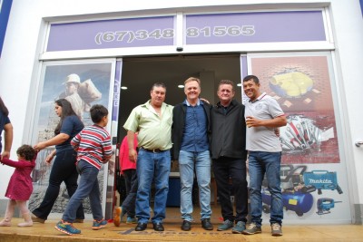 Fotos da Inauguração da Loja Amoreira Materiais para Construção