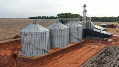 Unidade de Armazenagem de Grãos - Fazenda Jaguarandi